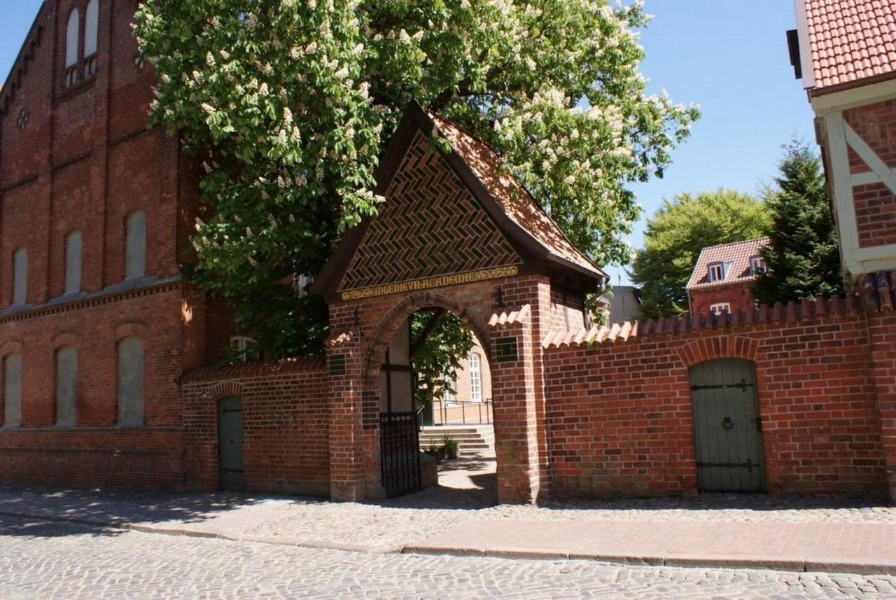 Altstadtloft Im Herzen Wismars - Abc303 By AbcWißmar Екстериор снимка